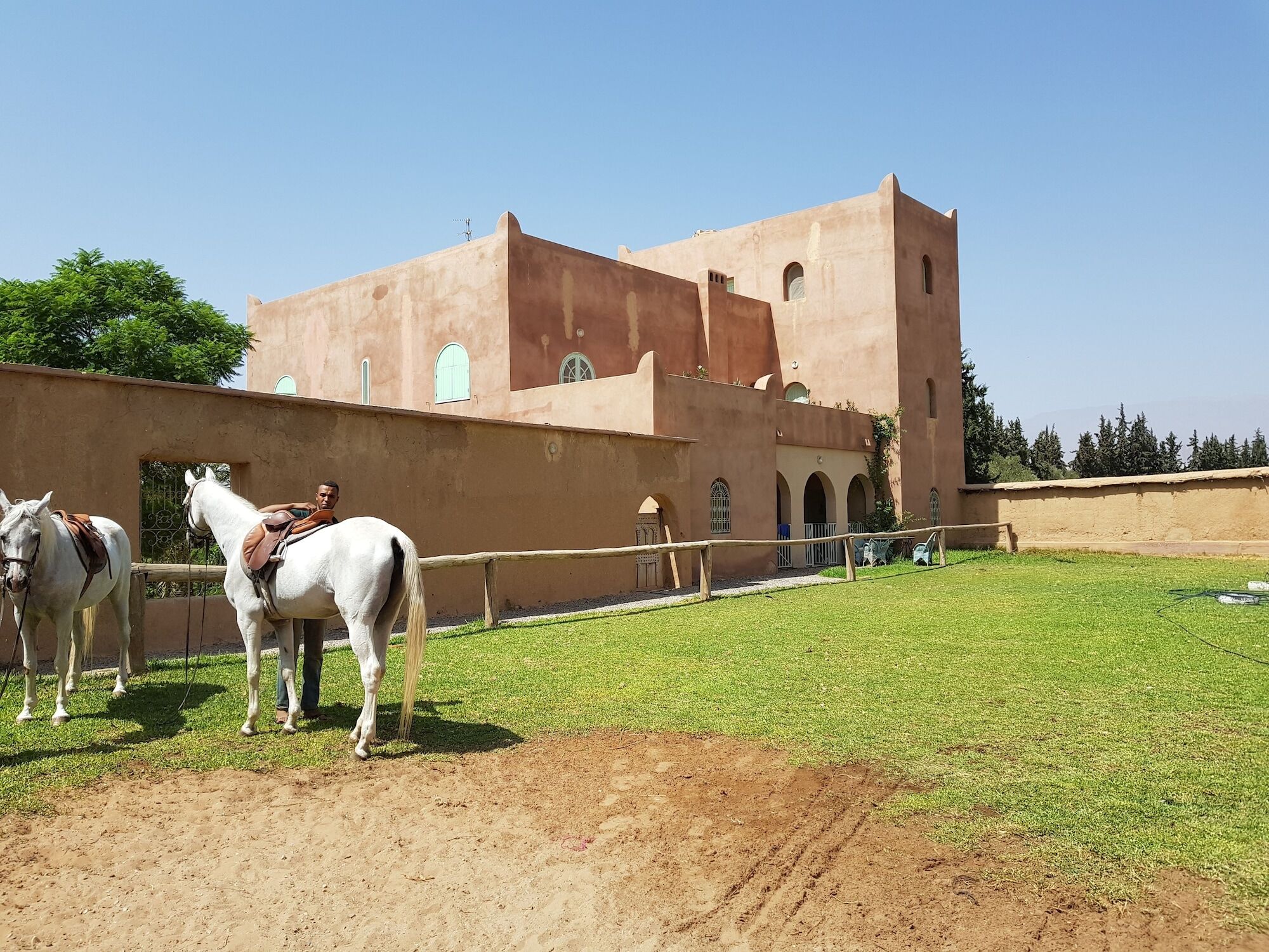 ホテル Palais Claudio Bravo タルーダント エクステリア 写真
